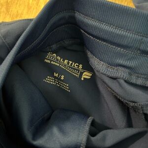 Figs/ Fabletics small